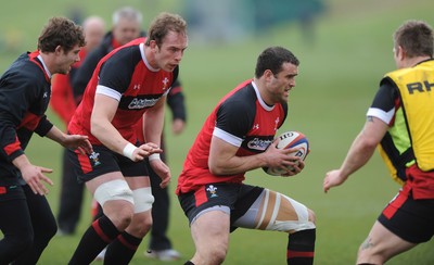 230212 - Wales Rugby Training -Jamie Roberts during training