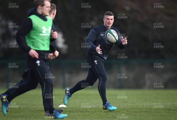 230218 - Wales Rugby Training - Scott Williams during training