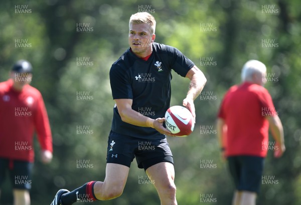 230518 - Wales Rugby Training -  Gareth Anscombe during training