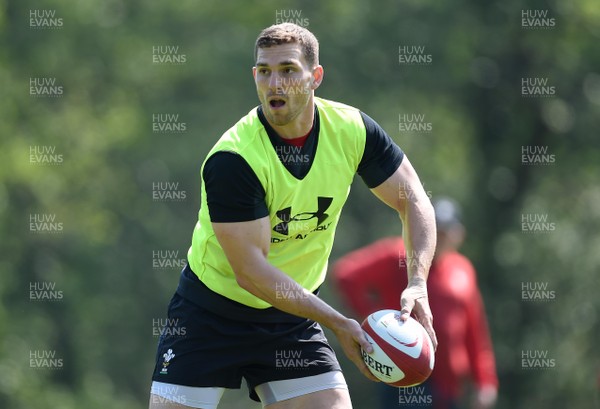 230518 - Wales Rugby Training -  George North during training