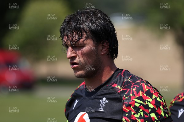 230626 - Wales Rugby Training ahead of their game against the Barbarians on the weekend - Teddy Williams during training