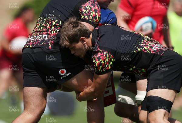 230626 - Wales Rugby Training ahead of their game against the Barbarians on the weekend - Alex Mann during training