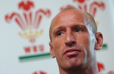 23.08.07 - Wales Rugby Press Conference - Wales Captain, Gareth Thomas talks to reporters during the team announcement for France on Sunday 