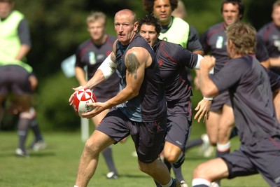23.08.07 - Wales Rugby Training - Gareth Thomas in action during training 