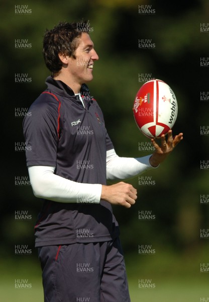 23.08.07 - Wales Rugby Training - James Hook in action during training 