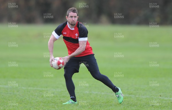 23.11.11 - Wales Rugby Training - Shane Williams during training. 