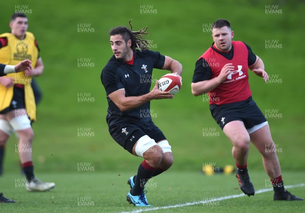 231117 - Wales Rugby Training - Josh Navidi