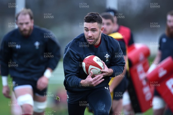 231117 - Wales Rugby Training - Rhys Webb