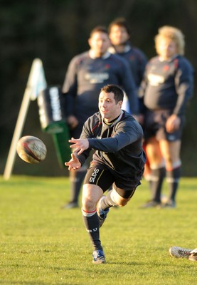 24.01.08 - Wales Rugby Training- Gareth Cooper in action during training 