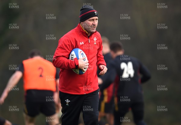 240117 - Wales Rugby Training - Alex King during training