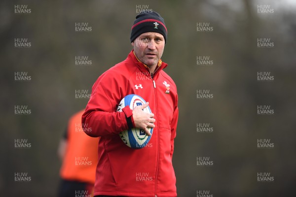 240117 - Wales Rugby Training - Alex King during training