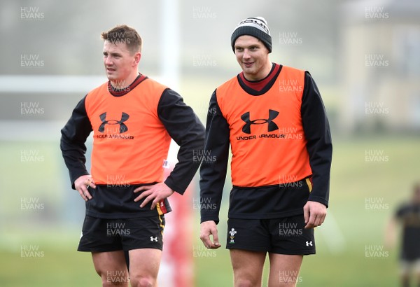 240117 - Wales Rugby Training - Jonathan Davies and Dan Biggar during training