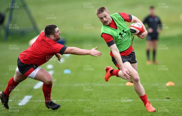 240120 - Wales Rugby Training - Johnny McNicholl during training