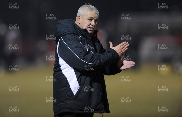 24.02.10 - Wales Rugby Training - Head coach Warren Gatland makes a point during a night training session in preparation for Wales Friday night match against France. 