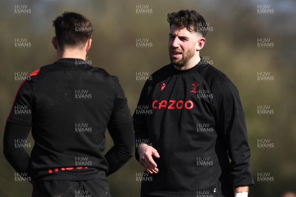 240222 - Wales Rugby Training - Taine Basham and Alex Cuthbert during training
