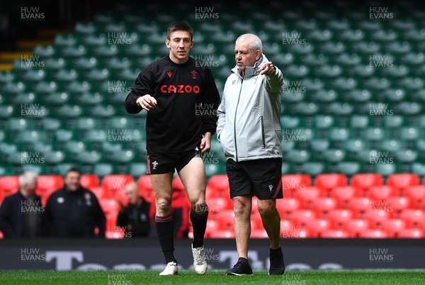 240223 - Wales Rugby Training - Josh Adams and Warren Gatland during training