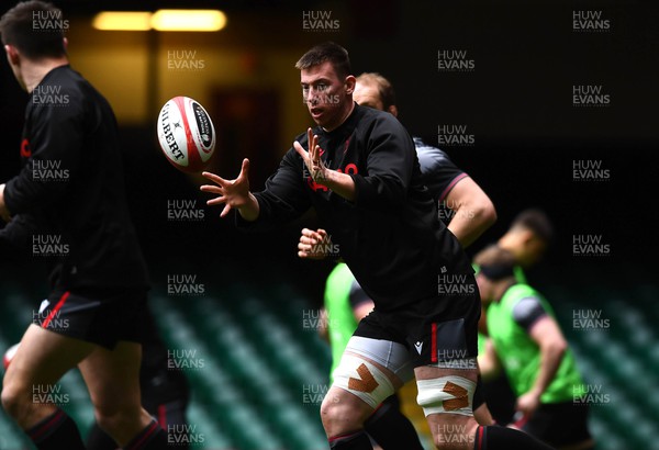 240223 - Wales Rugby Training - Adam Beard during training