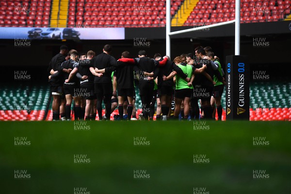 240223 - Wales Rugby Training - Players huddle during training