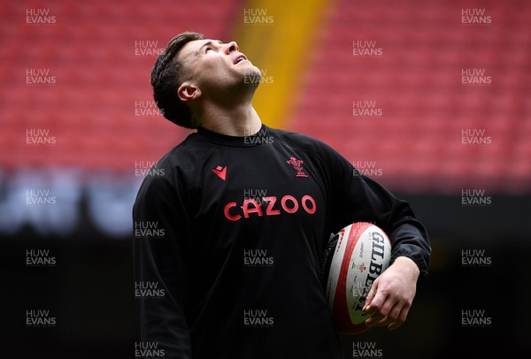240223 - Wales Rugby Training - Mason Grady during training