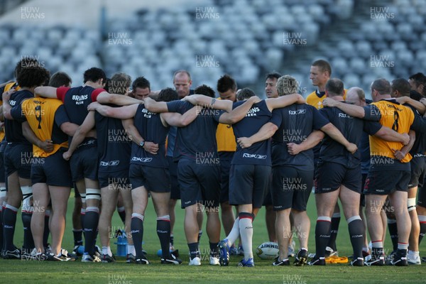24.05.07  Wales rugby on Tour to Australia The team prepare at the  Blue Tongue Stadium in Gosford 