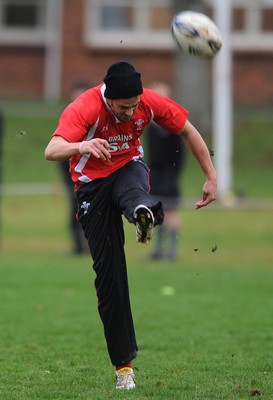 24.06.10 - Wales Rugby Training - Lee Byrne during training. 
