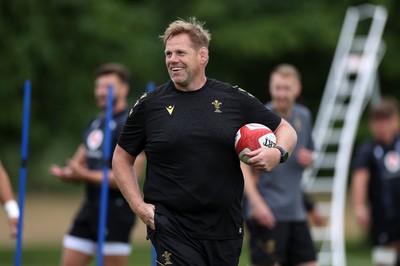 230625 - Wales Rugby Training - T Rhys Thomas, Assistant Forwards Coach during training 