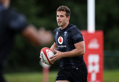 230625 - Wales Rugby Training - Kieran Hardy during training