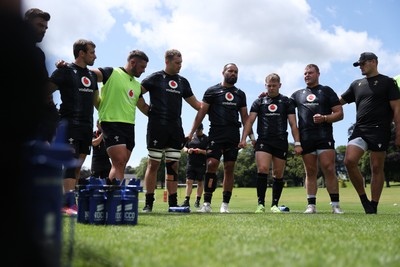 230625 - Wales Rugby Training - Dewi Lake speaks in the Wales team huddle