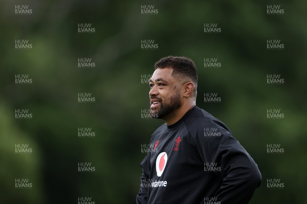 230625 - Wales Rugby Training - Taulupe Faletau during training
