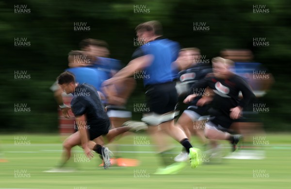 230625 - Wales Rugby Training - Reuben Morgan-Williams during training