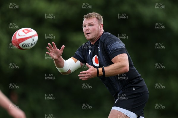 230625 - Wales Rugby Training - Dewi Lake during training