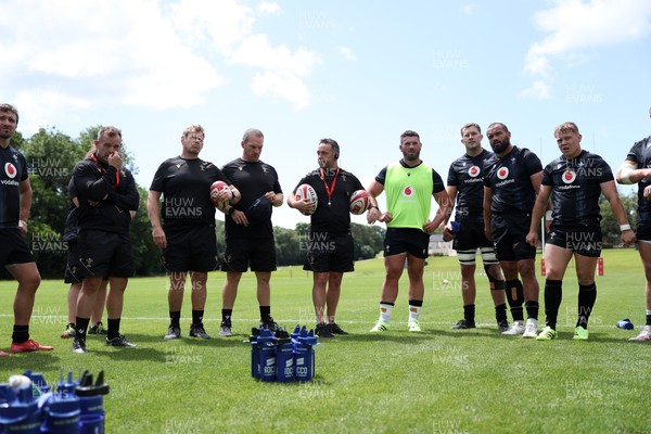230625 - Wales Rugby Training - Matt Sherratt, Head Coach during training