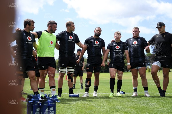 230625 - Wales Rugby Training - Dewi Lake speaks in the Wales team huddle