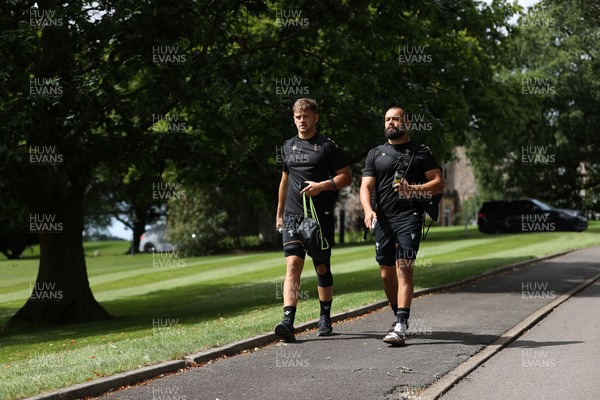 230625 - Wales Rugby Training - Alex Mann and Josh Macleod during training