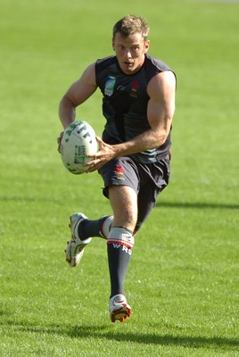 24.09.07 - Wales Rugby World Cup Training - Kevin Morgan in action during training 
