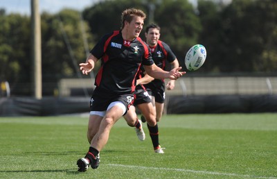 24.09.11 - Wales Rugby Training - Jonathan Davies during training. 