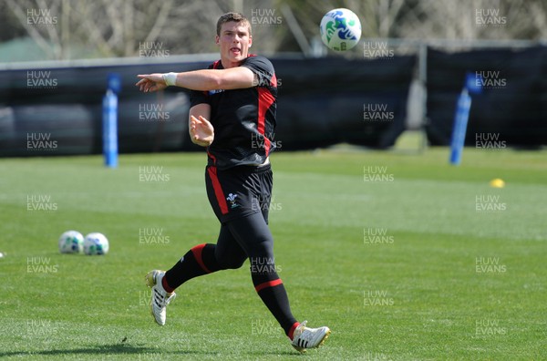 24.09.11 - Wales Rugby Training - Scott Williams during training. 