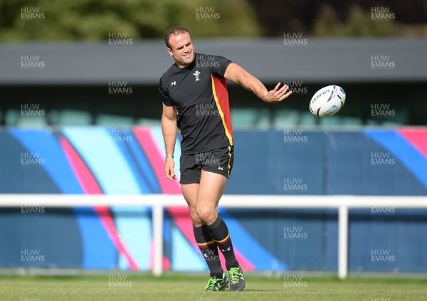 240915 - Wales Rugby World Cup Training -Jamie Roberts during training