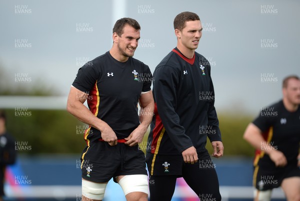 240915 - Wales Rugby World Cup Training -Sam Warburton and George North during training