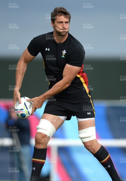 240915 - Wales Rugby World Cup Training -Luke Charteris during training