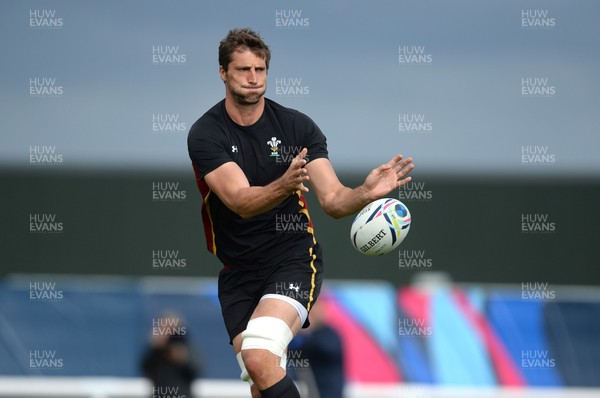 240915 - Wales Rugby World Cup Training -Luke Charteris during training