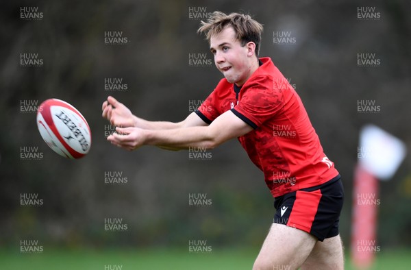 241120 - Wales Rugby Training - Ioan Lloyd during training