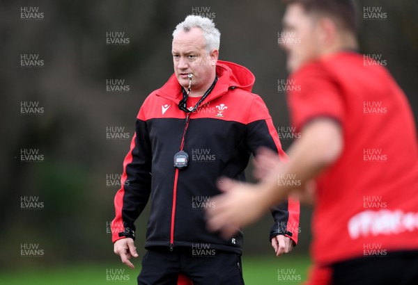 241120 - Wales Rugby Training - Paul Stridgeon during training