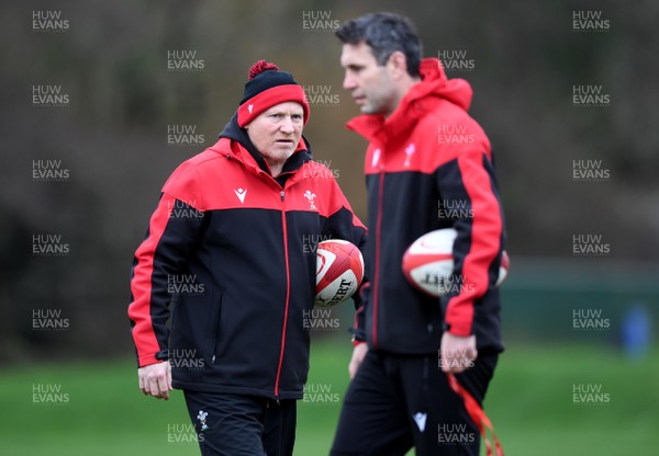 241120 - Wales Rugby Training - Neil Jenkins and Stephen Jones during training