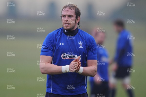 25.01.11 - Wales Rugby Training - Alun Wyn Jones during training. 