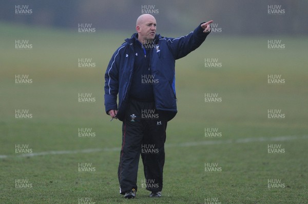 25.01.11 - Wales Rugby Training - Defence coach Shaun Edwards during training. 