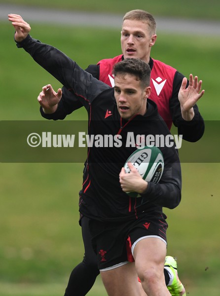 250122 - Wales Rugby Training - Kieran Hardy during training