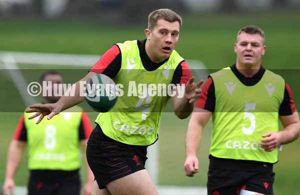 250122 - Wales Rugby Training - Ben Carter during training