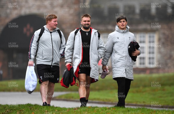 250123 - Wales Rugby Training - Rhys Carre, Tomas Francis, Louis Rees-Zammit during training