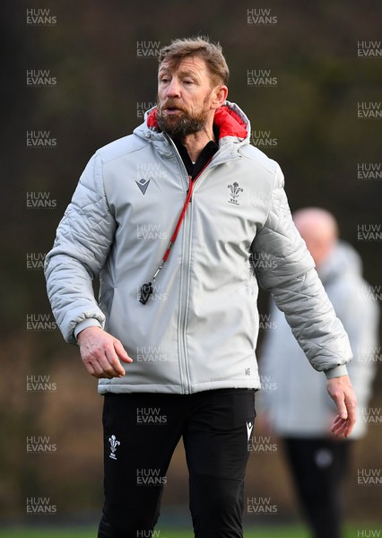 250123 - Wales Rugby Training - Mike Forshaw during training